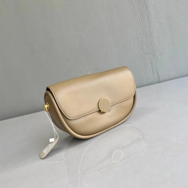 Round-Tab Saddle Bag