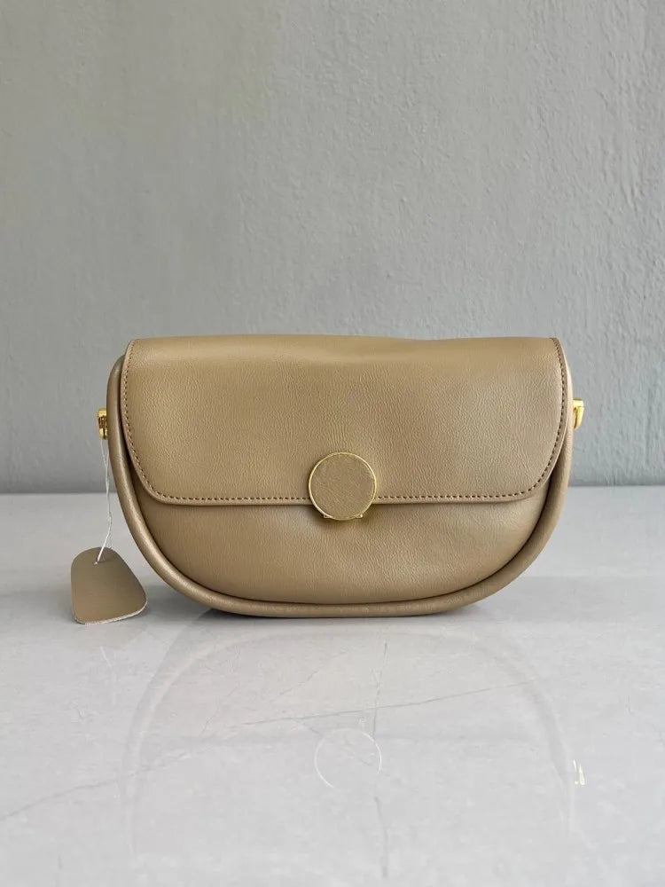 Round-Tab Saddle Bag
